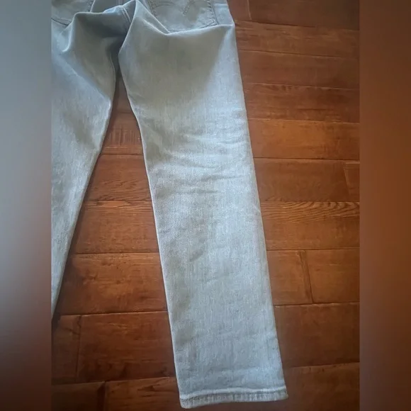 Levi's Premium Jeans Women's High Waist Straight Leg Light Blue Wash Size 29 - Picture 13 of 16